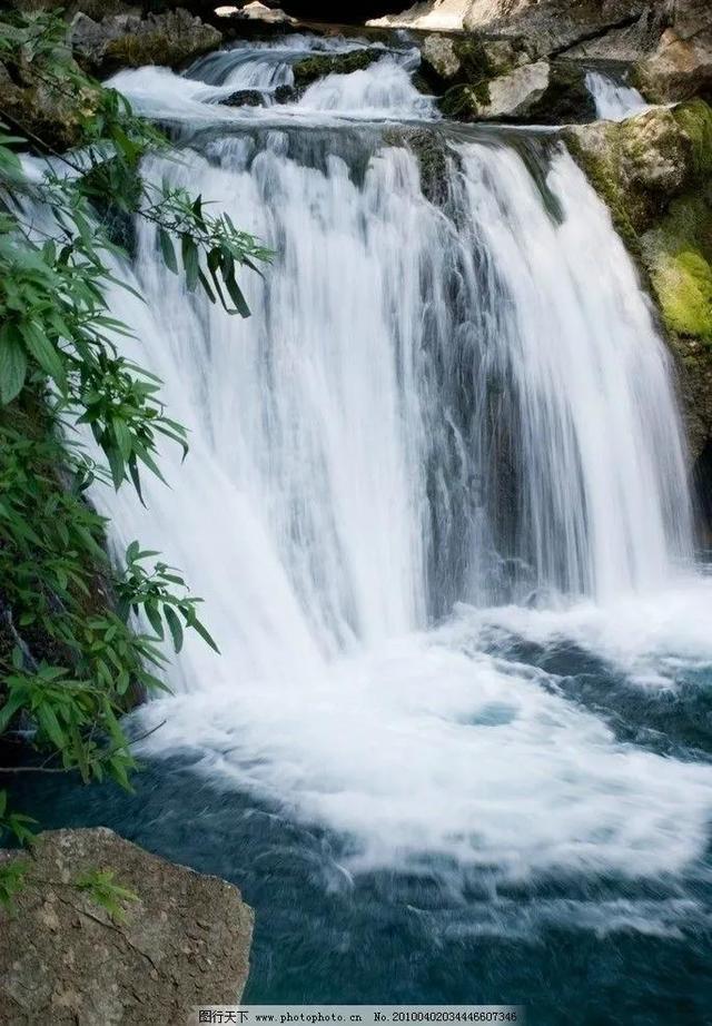 逃离广阔的山川