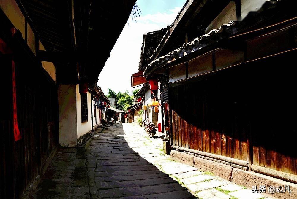 “当湖十局杯”首夺大赛冠军，黄明宇六段为何“一黑到底”